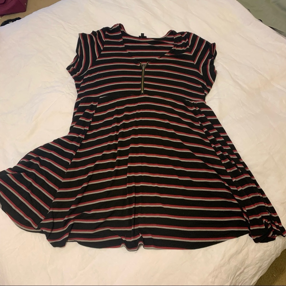 Striped Pink, Black, and Grey Short Sleeve Dress from Torrid (Size 4X)